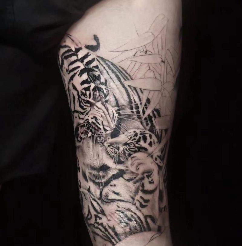 老虎纹身纹身图片_手部手臂纹身图案