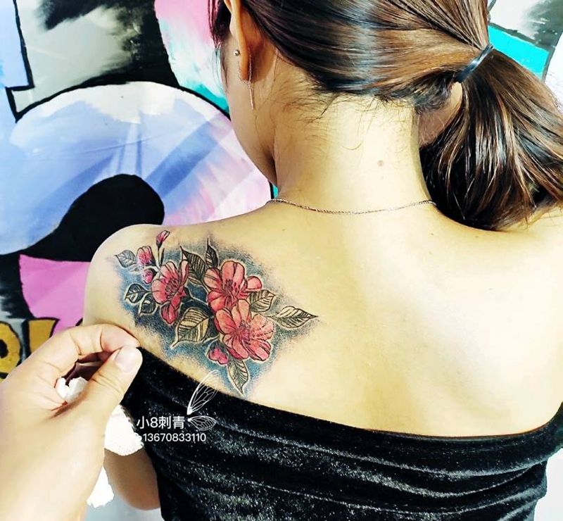 遮盖胎记作品纹身图片_肩部水彩纹身图案