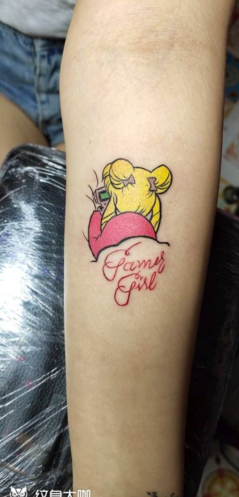 卡通纹身图片_手部水彩纹身图案