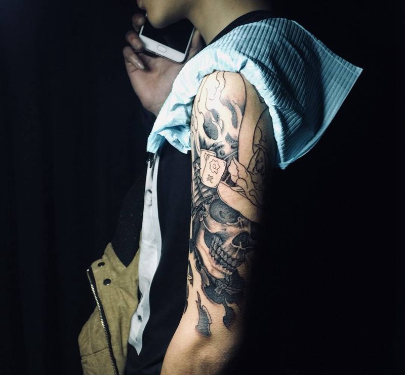 传统包大臂纹身图片_成品手臂传统鬼神纹身图案