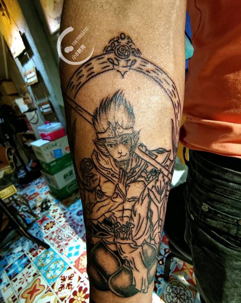 大师兄纹身图片_手部战斗圣佛纹身图案