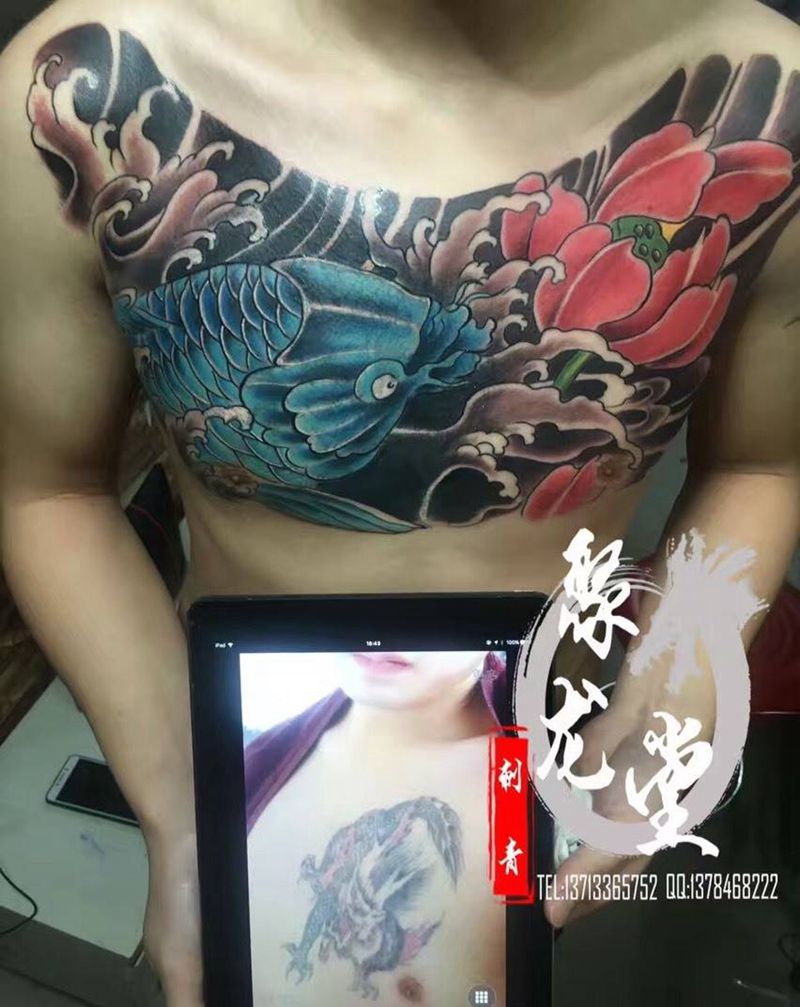 花胸纹身图片_成品胸部传统纹身图案