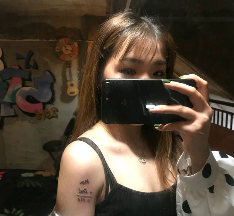 字母纹身图片_手臂花体字纹身图案