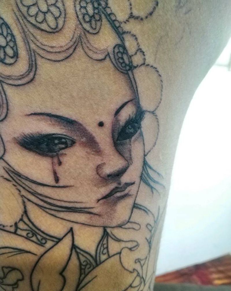 大腿线条纹身图片_腿部新传统纹身图案