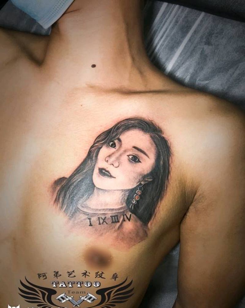 肖像纹身图片_腹部欧美写实纹身图案