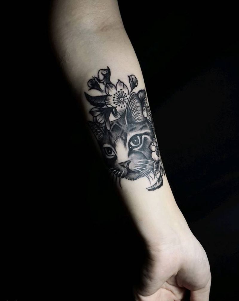 猫纹身图片_手臂Old School欧美写实纹身图案