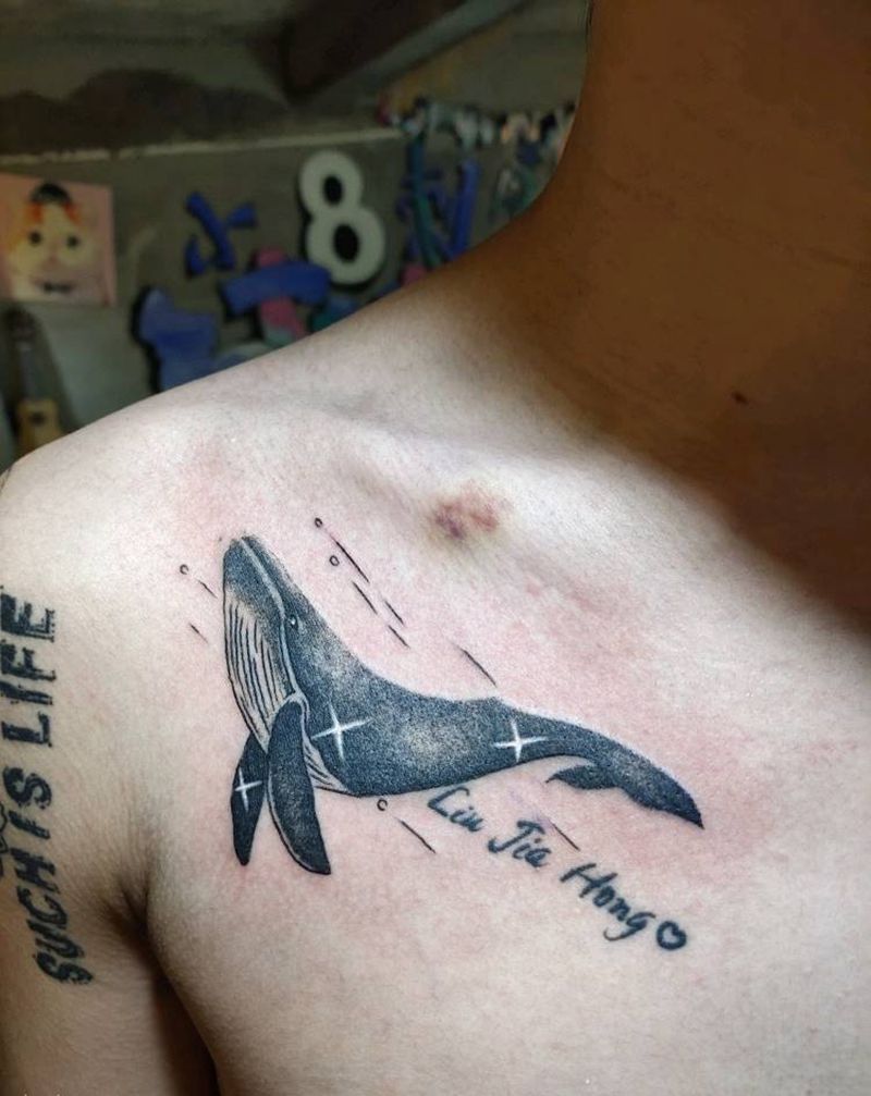 大鱼纹身图片_胸部点刺纹身图案