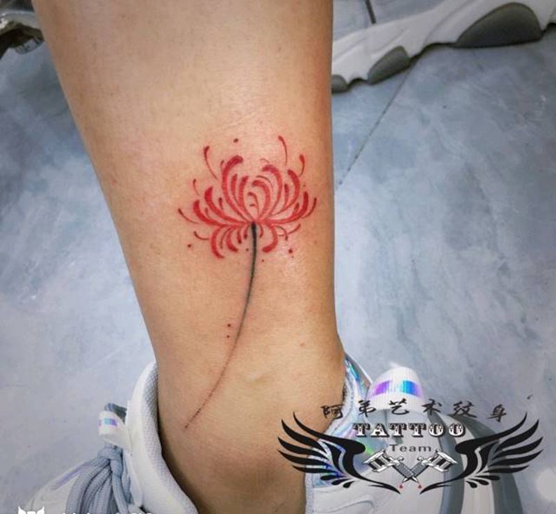 彼岸花纹身图片_水彩纹身图案