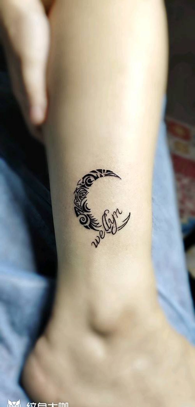 月亮纹身图片_脚部图腾纹身图案