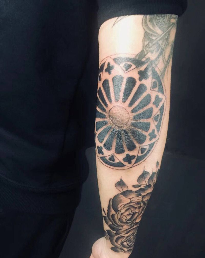 牡丹-花窗纹身图片