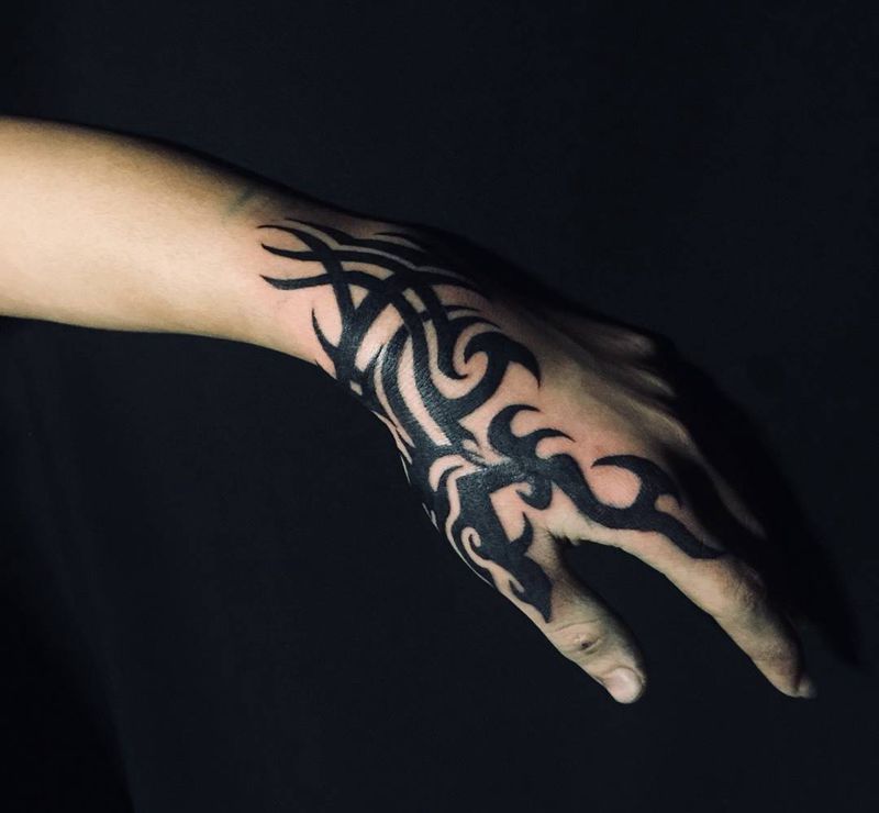 图腾遮盖纹身图片_成品手部图腾原创纹身图案