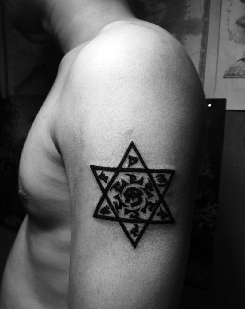 六芒星纹身图片_成品手部清新纹身图案