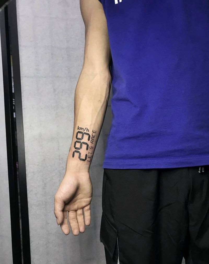 阿拉伯数字纹身图片_手臂纹身图案