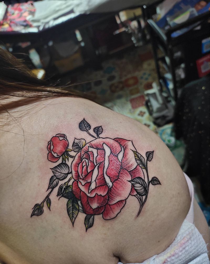 遮盖旧纹身纹身图片_肩部水彩纹身图案