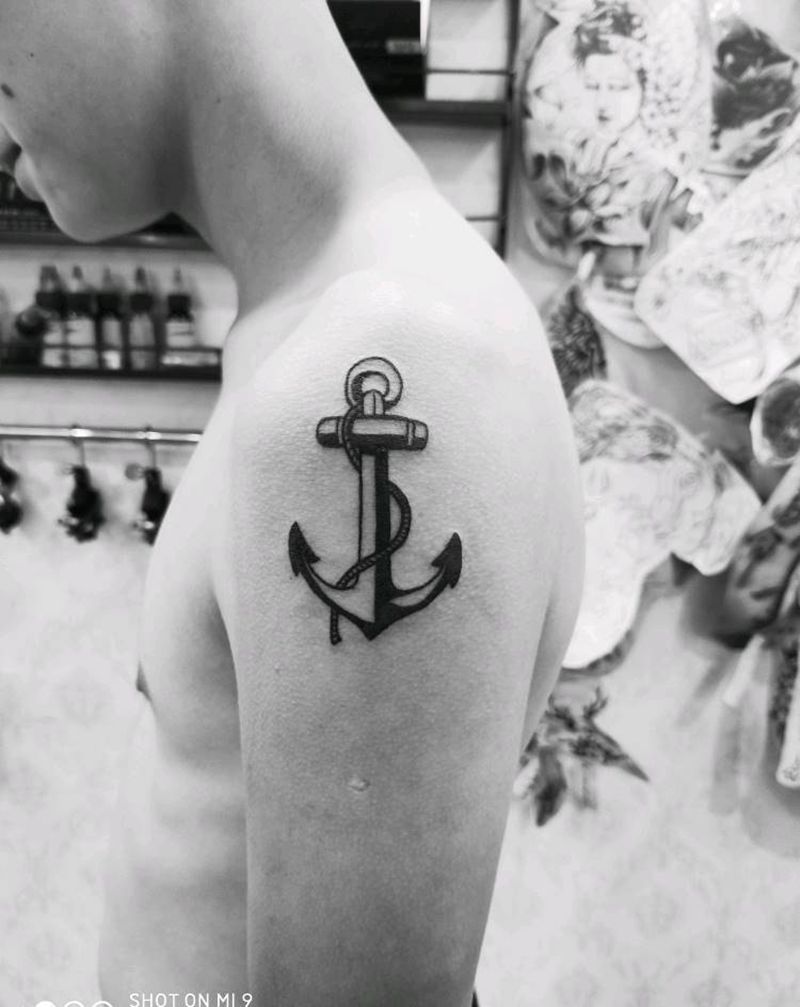 图腾纹身图片_手臂图腾船锚纹身图案
