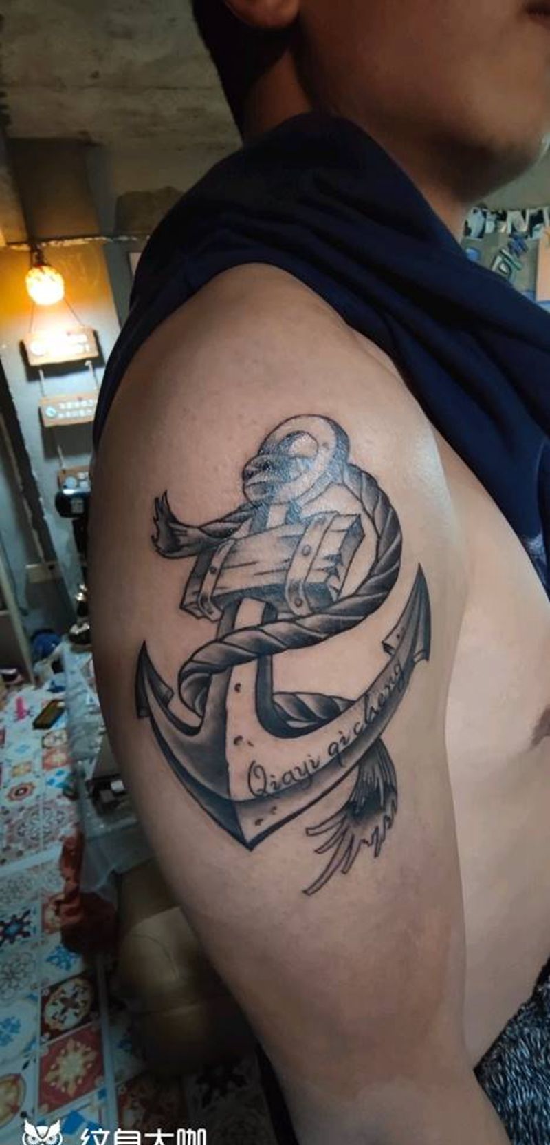 船锚纹身图片_手臂船锚纹身图案