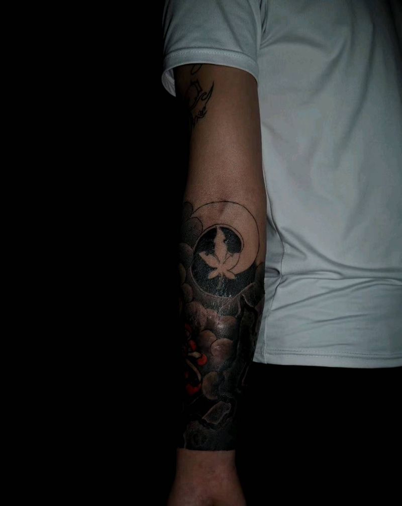 遮盖烫伤疤痕纹身图片_脚部手臂老传统纹身图案