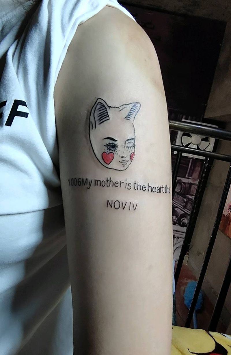 猫女纹身图片_手部猫女纹身图案