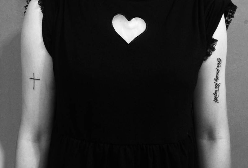 英文纹身图片_手部成品清新纹身图案