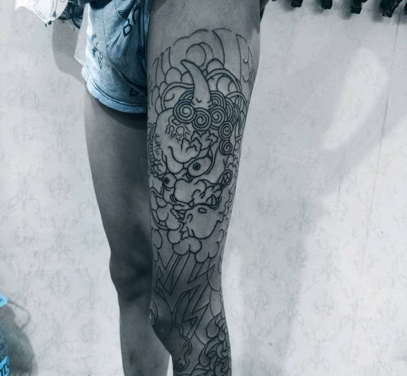 日式花腿  线纹身图片_腿部老传统日式  雷神纹身图案