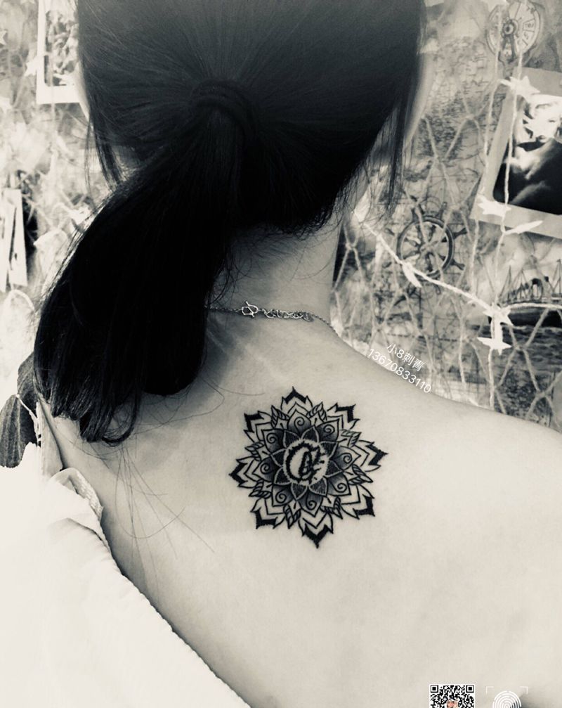 梵花点刺纹身图片