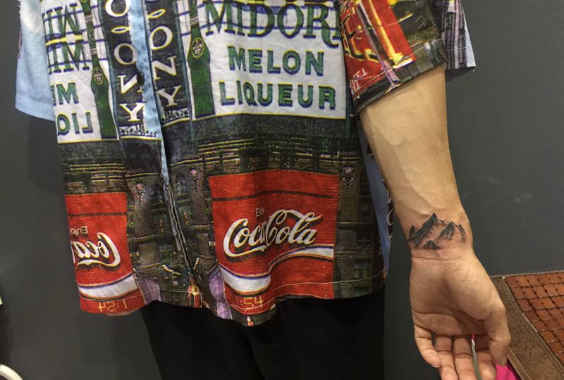 山与浪.纹身图片_手臂手部几何纹身图案