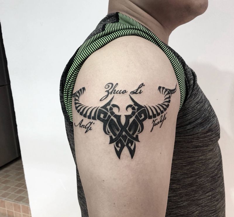 羊角图腾纹身图片