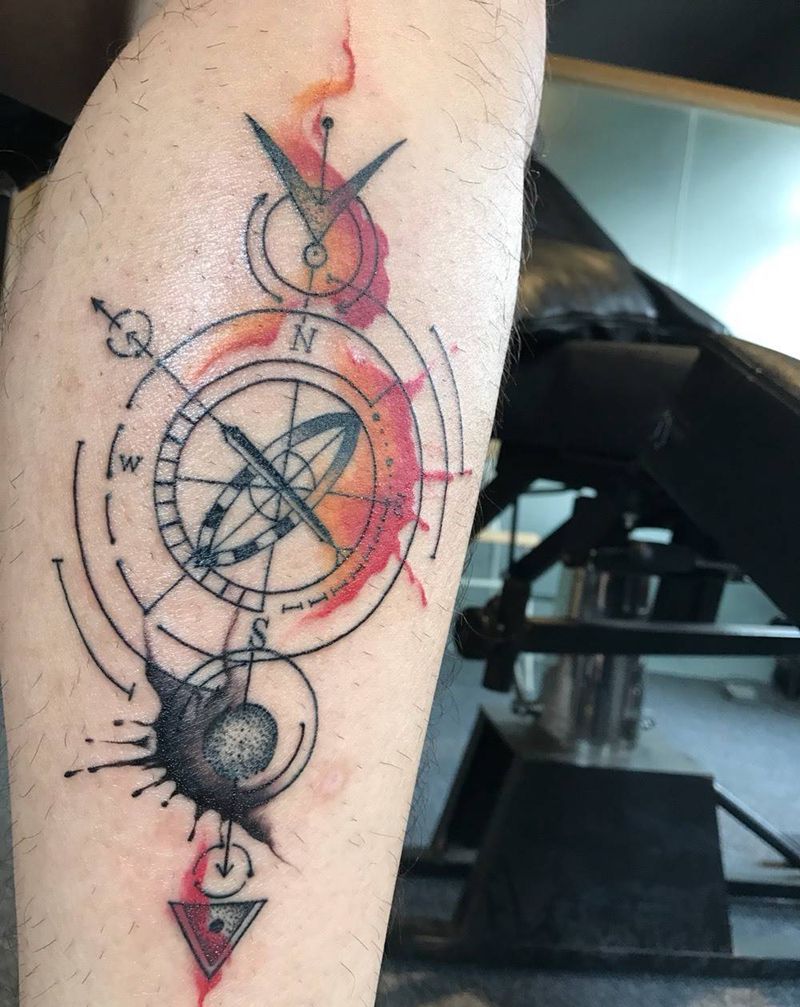 紋憶刺青出品，几何水彩纹身图片