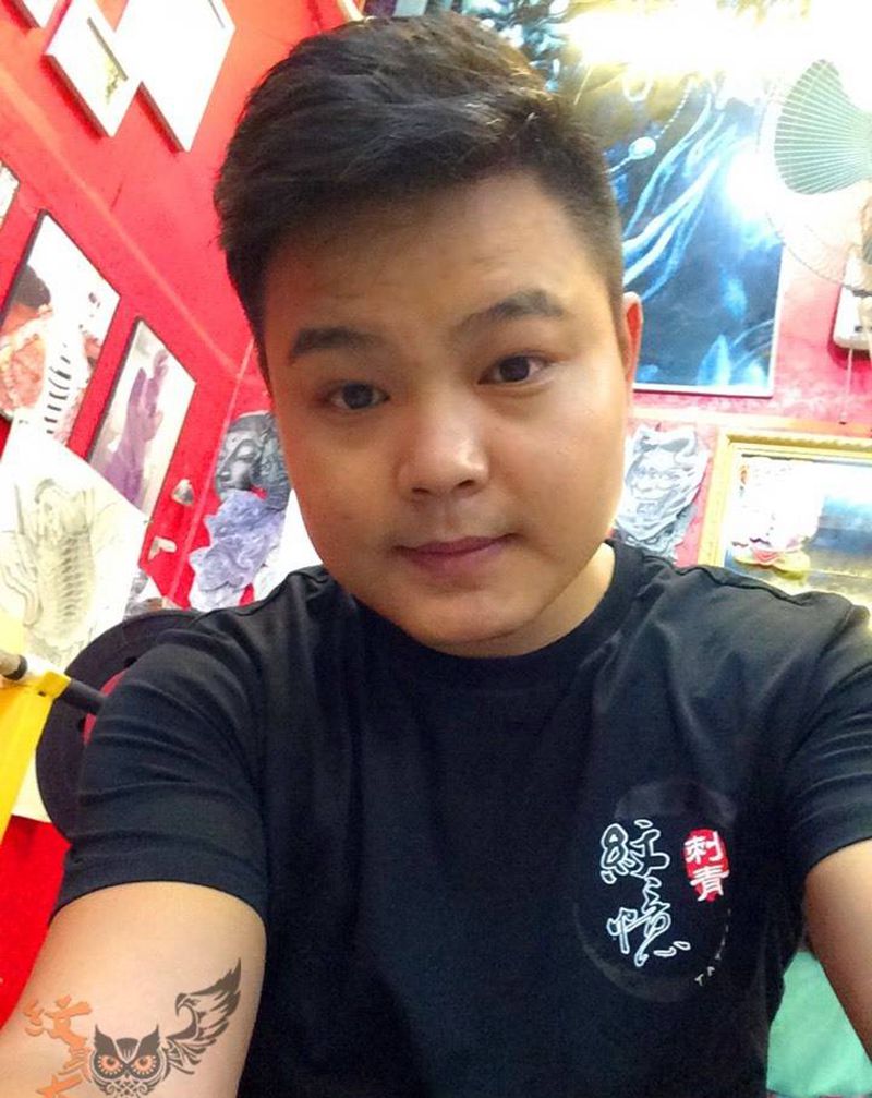 本店新工作服纹身图片