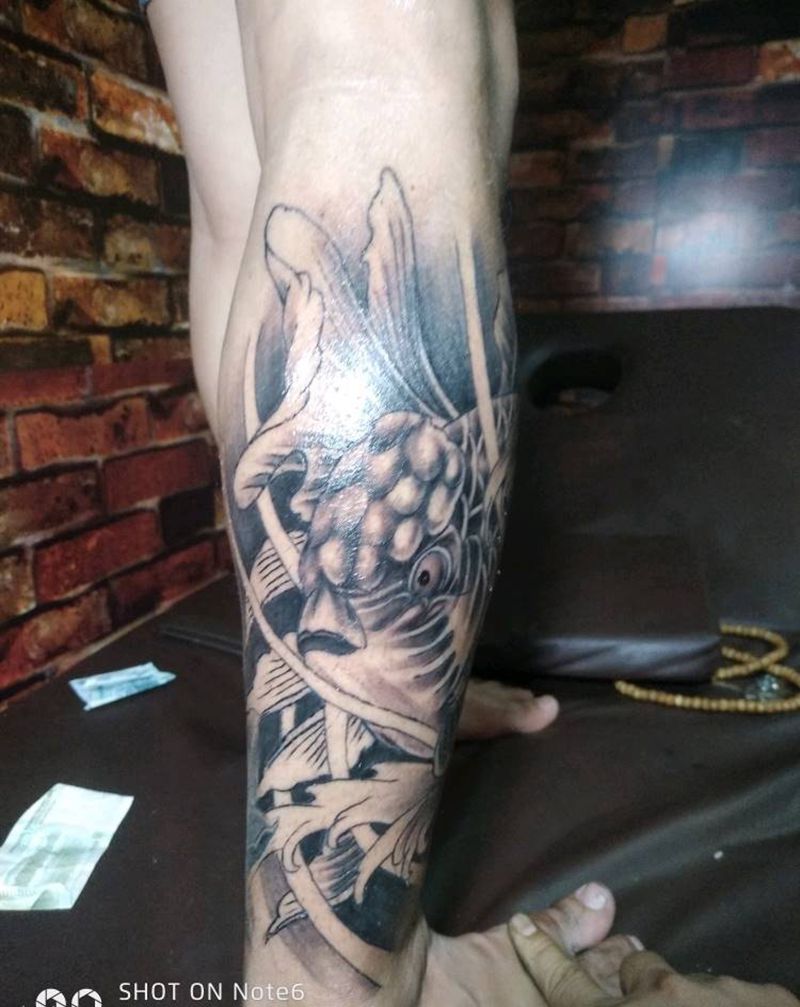 大头鱼纹身图片