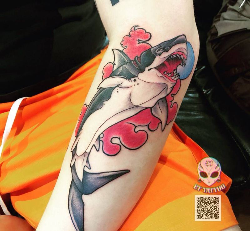 new school鲨鱼纹身图片