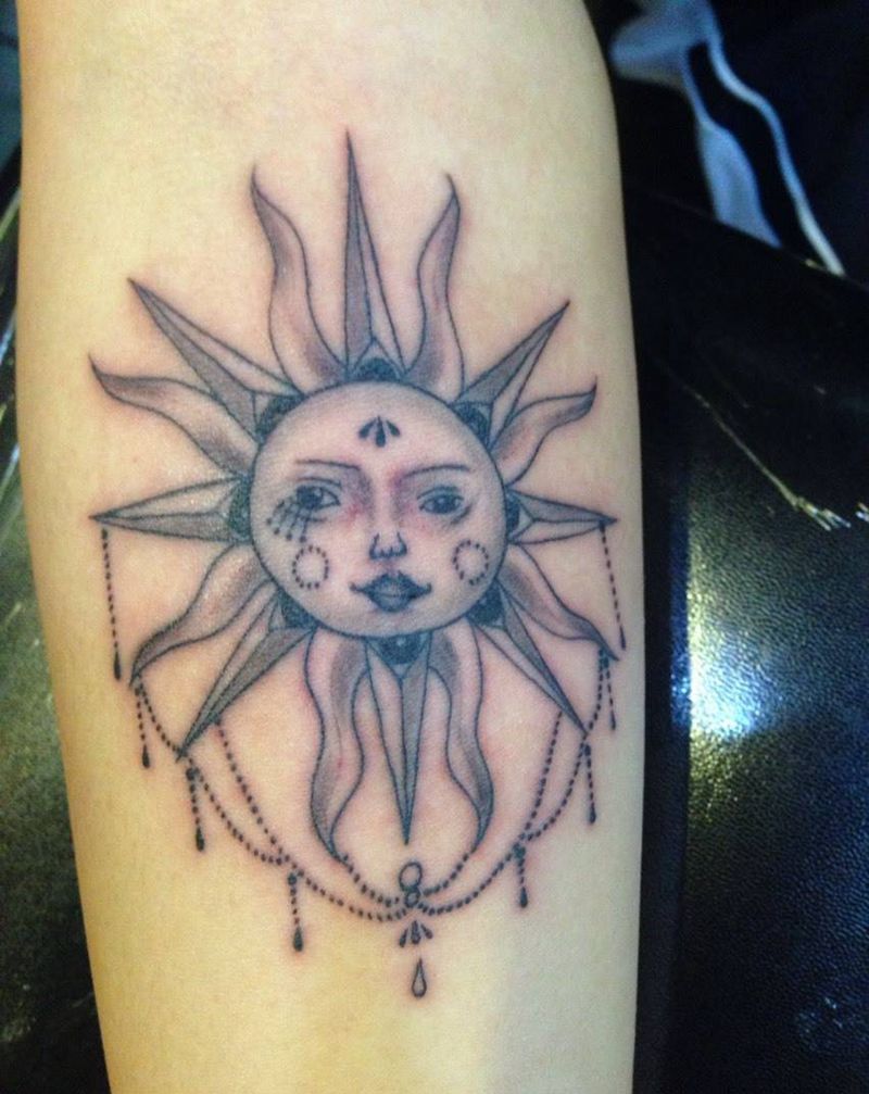 太阳神纹身图片