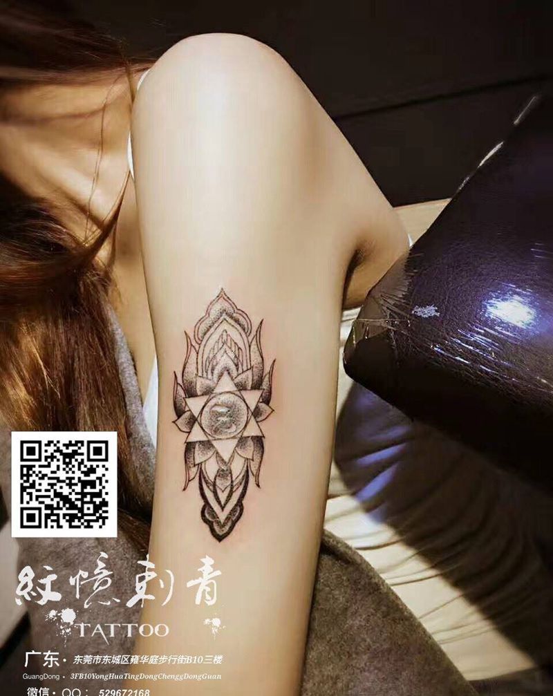 广东紋憶刺青出品，长按图片识别二维码可查看本店作品集！纹身图片