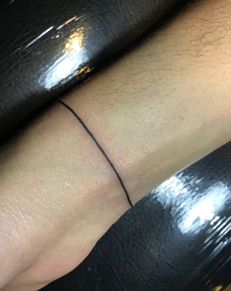 极简线条纹身图片_清新手部成品纹身图案