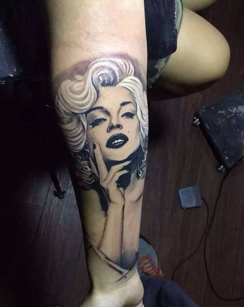 玛丽莲梦露纹身图片