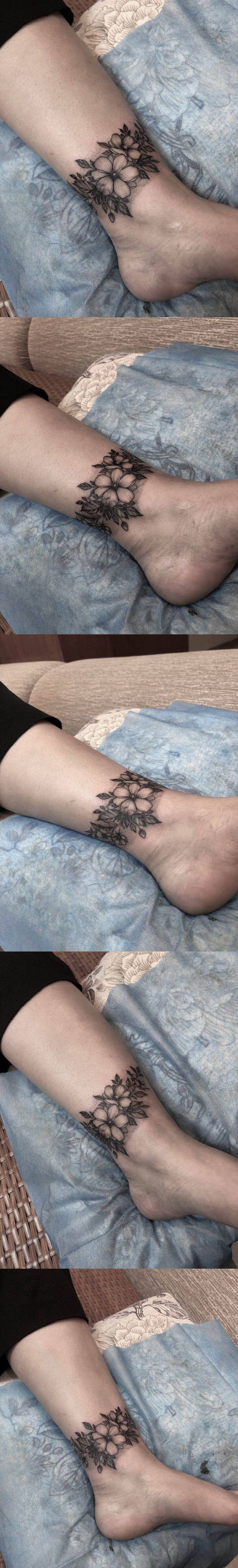 遮盖.纹身图片_脚部点刺素花纹身图案