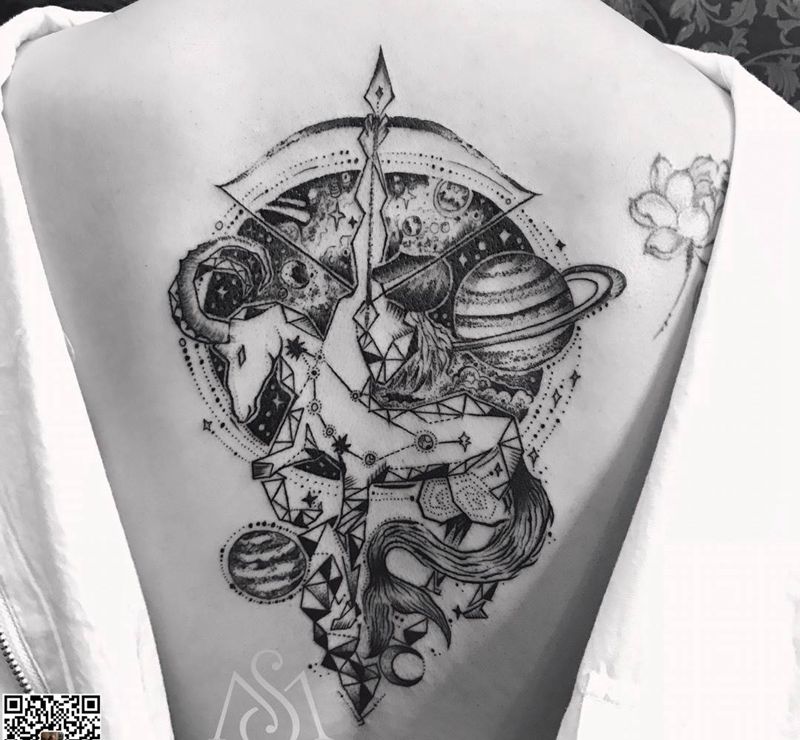 射手座 未上彩纹身图片