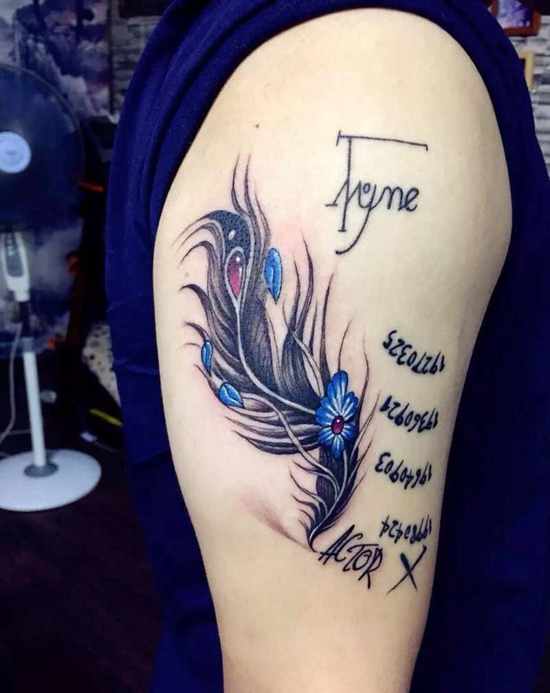 柔美羽毛纹身图片