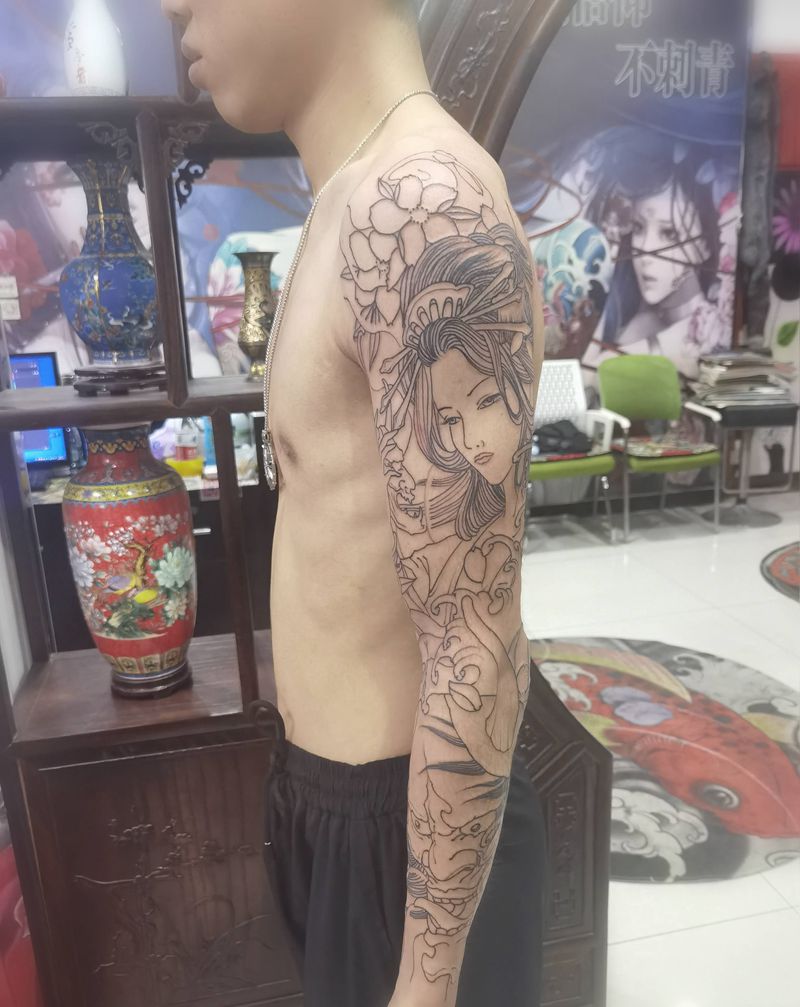 老传统艺妓配般若纹身图片_手臂老传统纹身图案