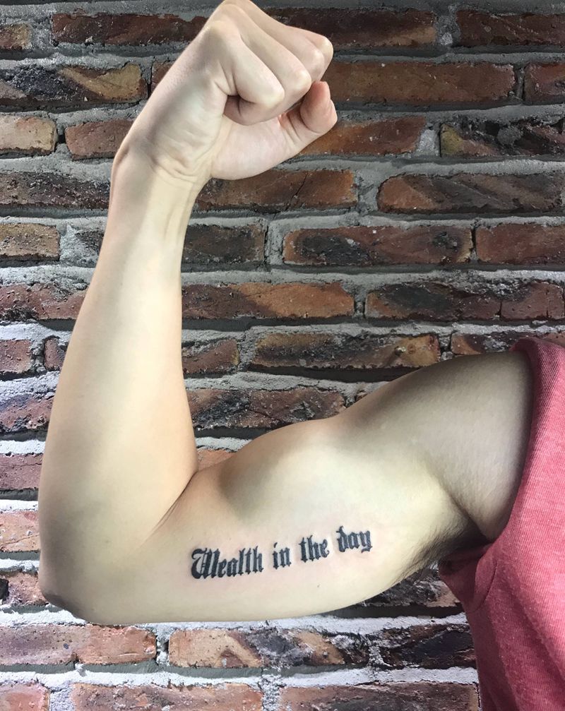 运动boy纹身图片