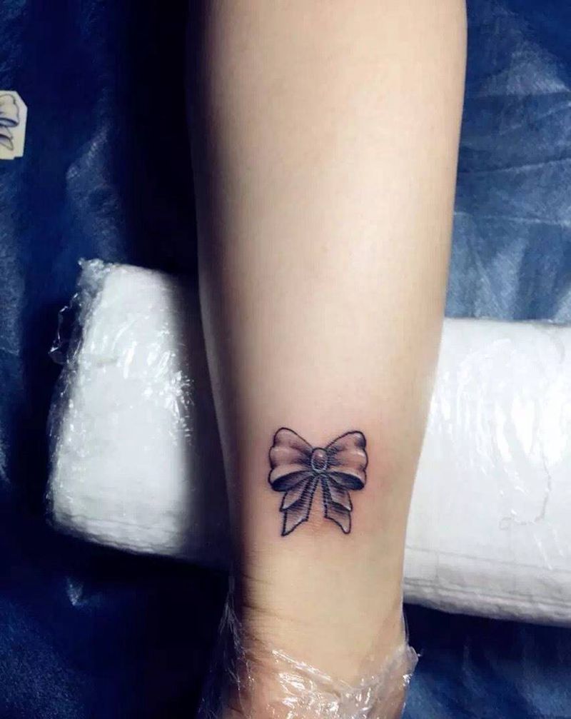 蝴蝶结纹身图片