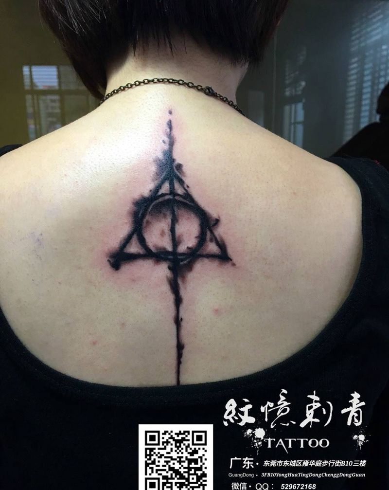 广东紋憶刺青出品，长按图片识别二维码可查看本店作品集！纹身图片