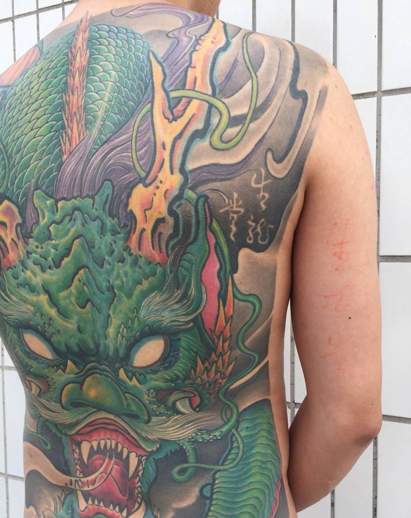 满背大青龙纹身图片