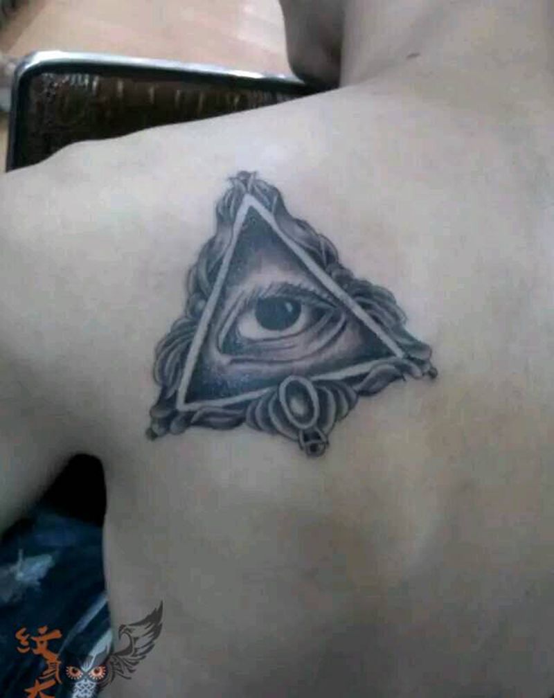 上帝之眼纹身图片