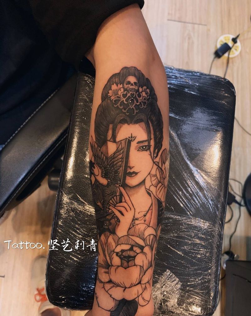 艺伎纹身图片_手臂新传统纹身图案
