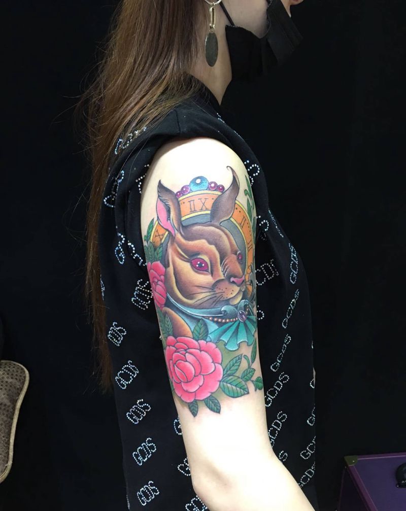 包大臂纹身图片_肩部Old School纹身图案