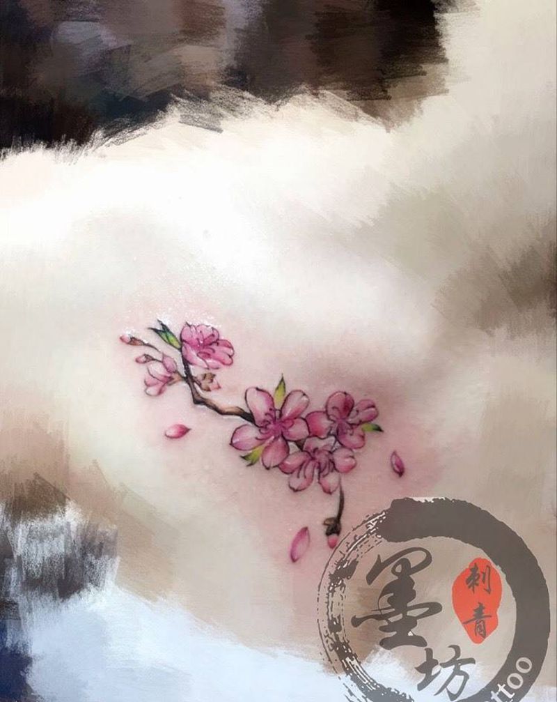 桃花纹身图片_成品胸部清新植物原创纹身图案