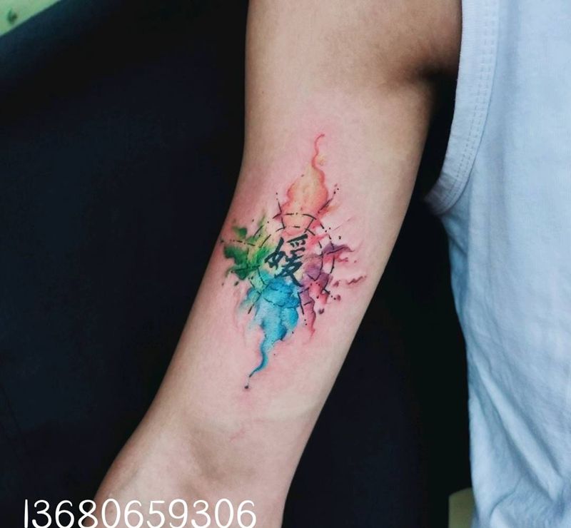 水彩涂鸦纹身图片_手臂水彩水墨纹身图案