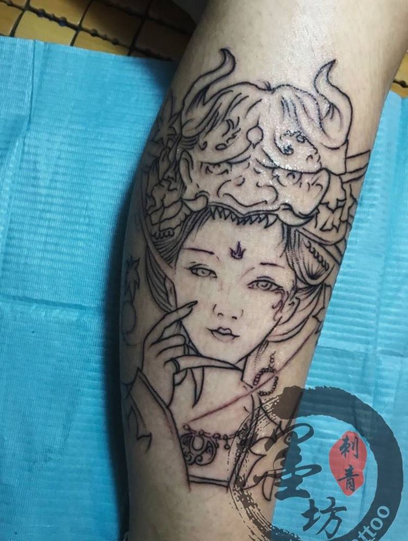 艺妓线条纹身图片_成品传统人物腿部纹身图案