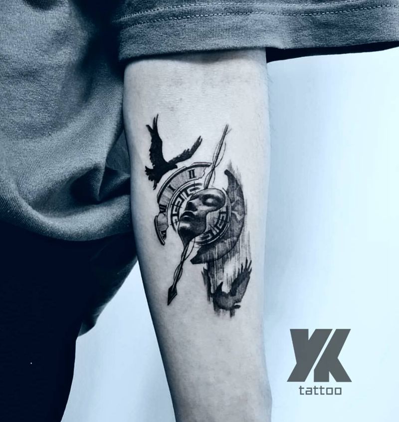 破碎纹身图片_手臂纹身图案